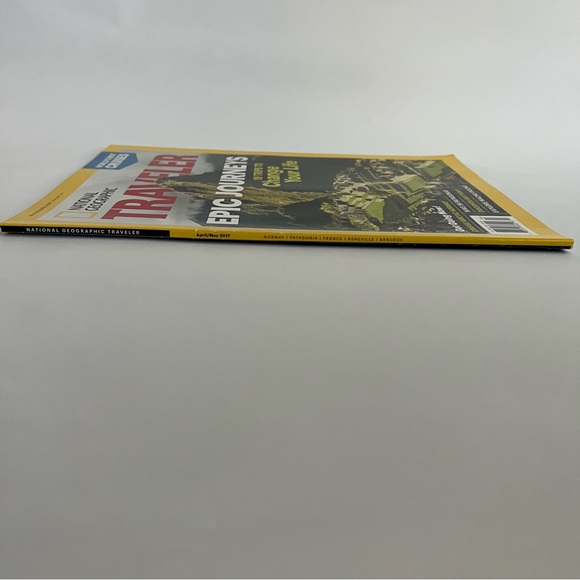 National Geographic Traveler magazine April May 2017 paperback - Picture 8 of 15